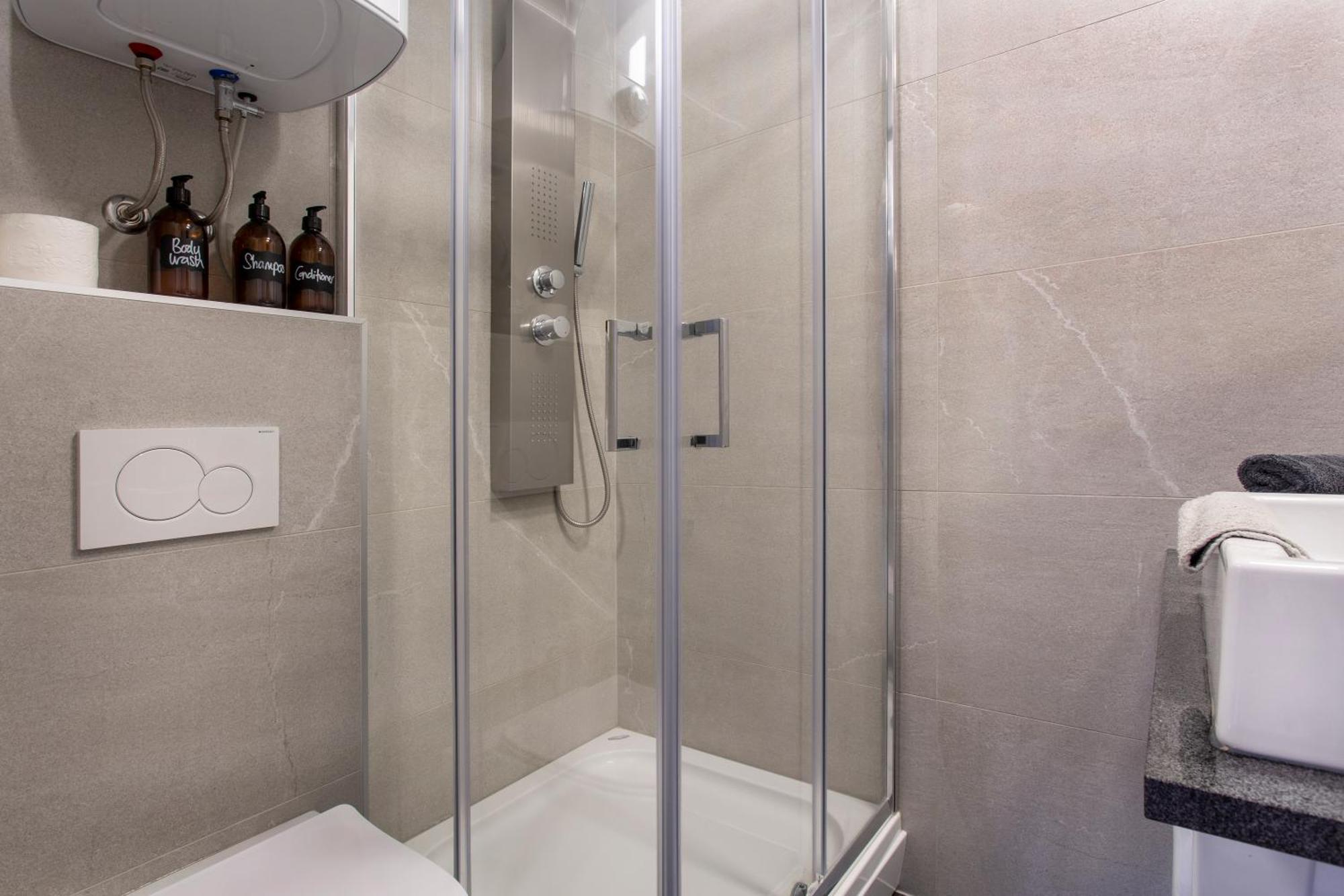 Urban Style Apartments By Loft Λιουμπλιάνα Δωμάτιο φωτογραφία